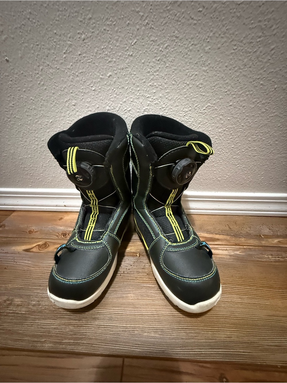 Kids K2 BOA Black and Neon Green Snowboard Boots - Size 11 Children’s